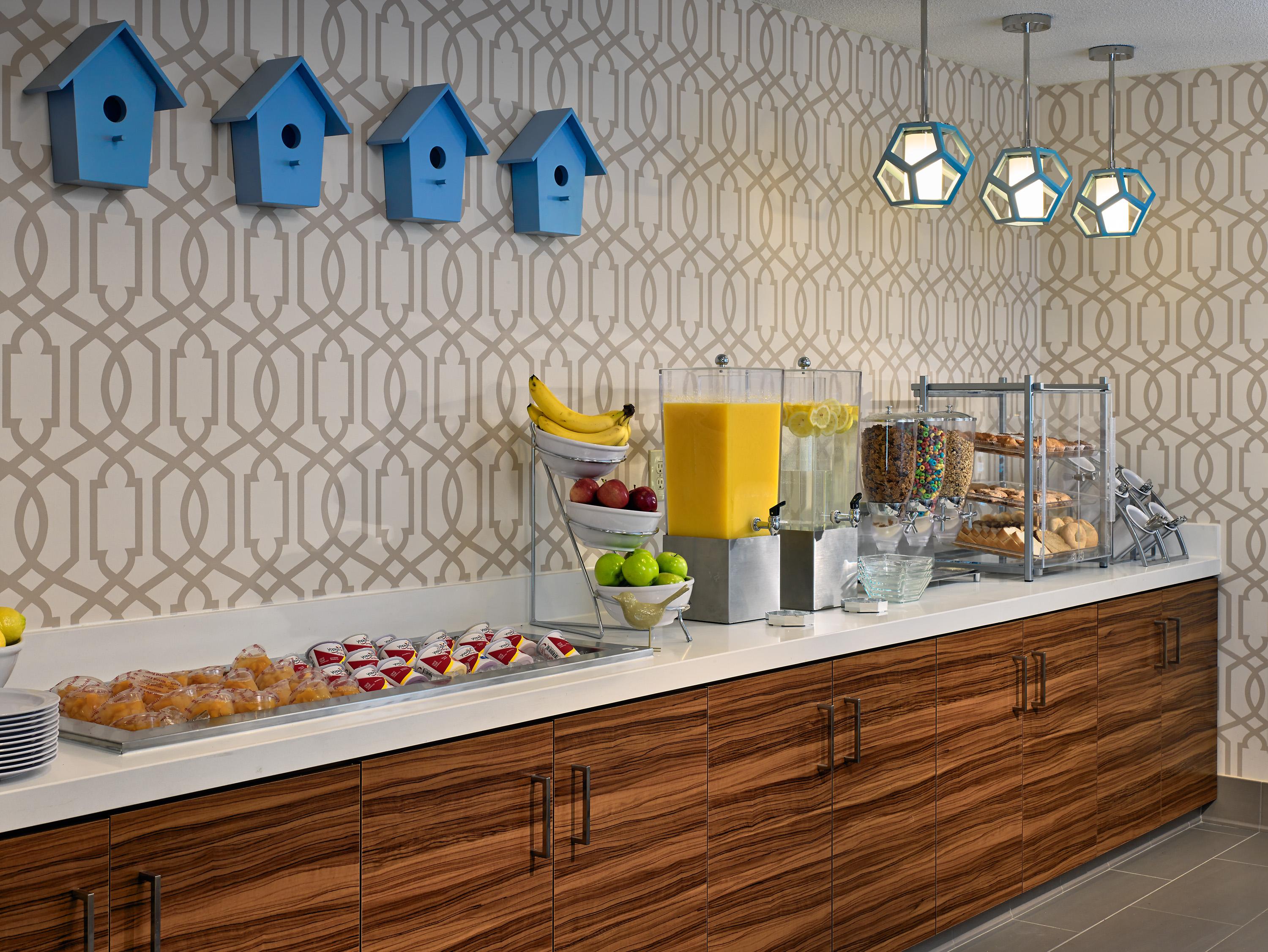 Sonesta Simply Suites Cleveland Airport Мидълбърг Хайтс Екстериор снимка