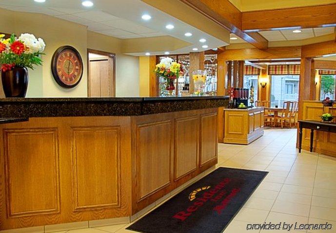 Sonesta Simply Suites Cleveland Airport Мидълбърг Хайтс Екстериор снимка